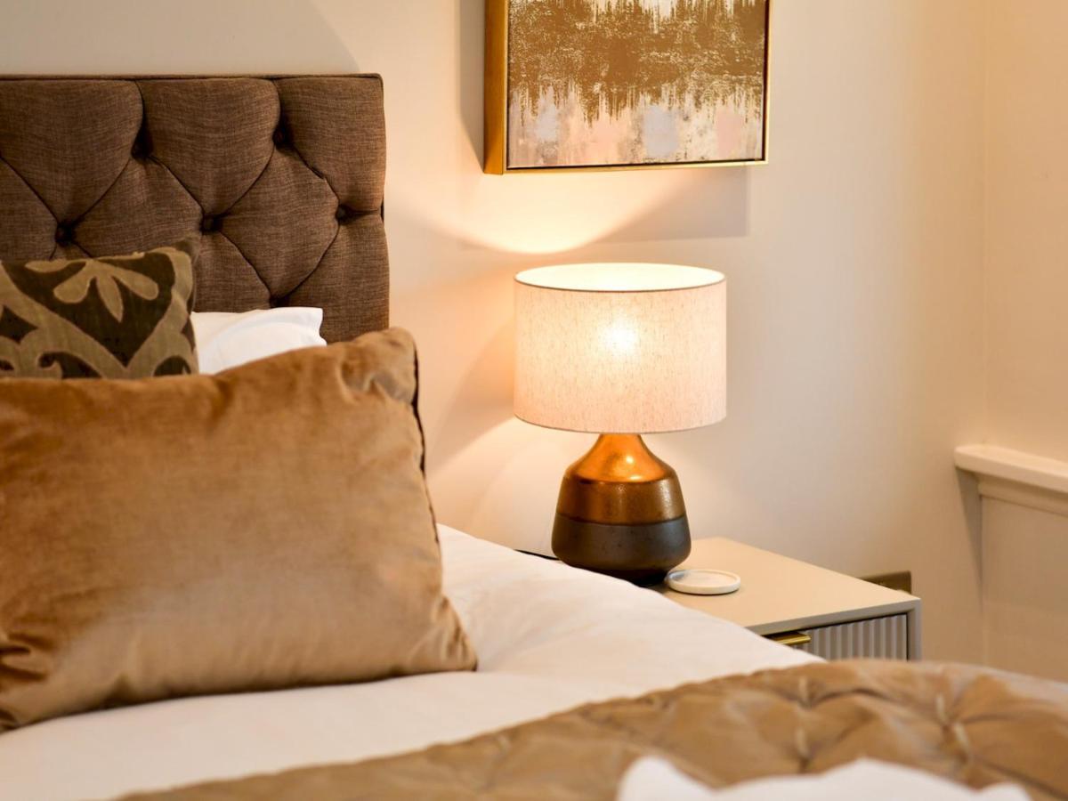 Pass The Keys Beautiful 2 Bed Apartment With Parking In The Bay Cardiff Esterno foto